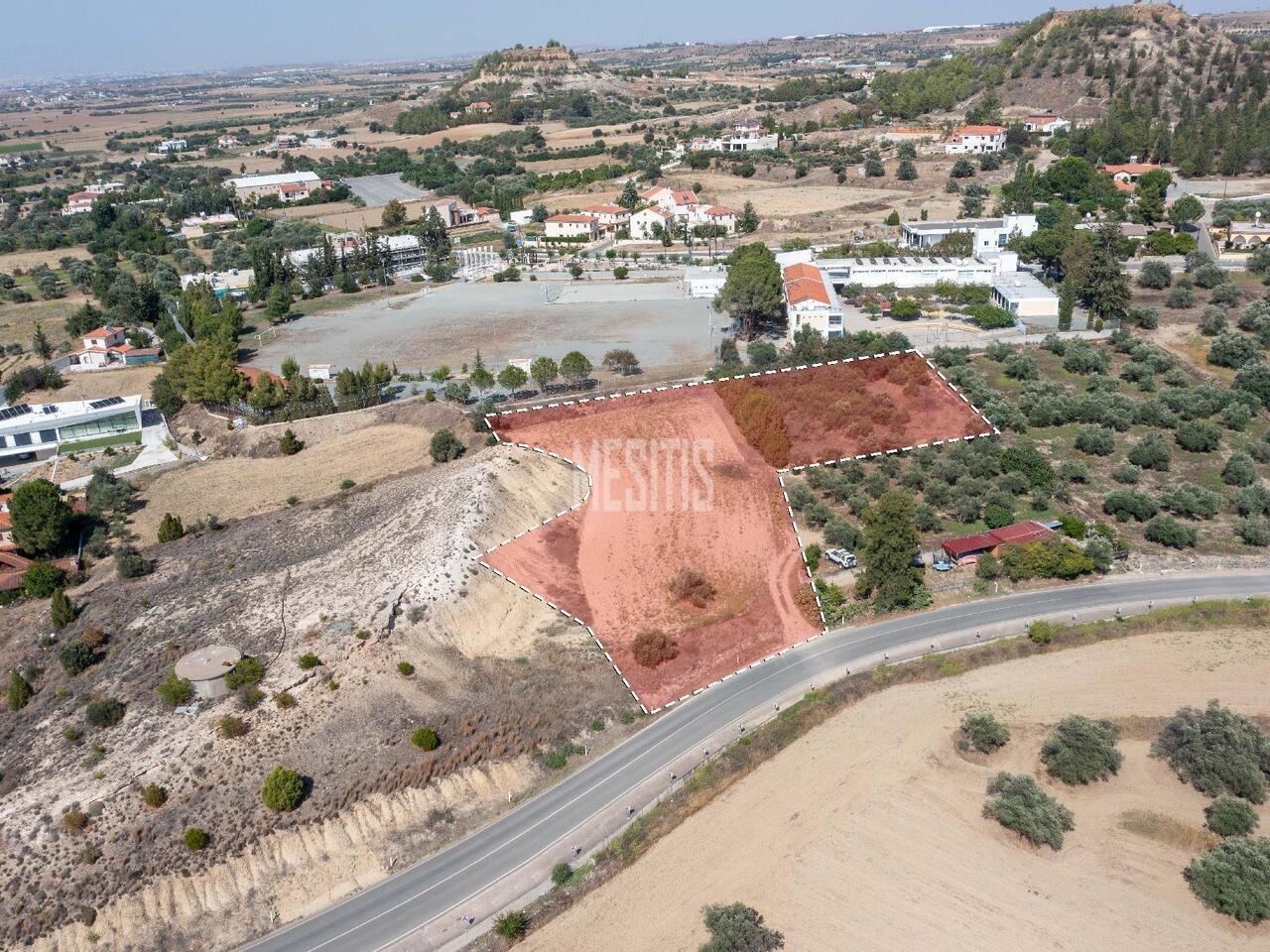 Large Residential Field of 5017 sq.m. for Sale in Pera Oreinis, Nicosia – photo 1