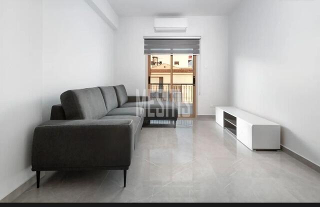apartment-f1c3ef7d-56d2-4ac2-bc59-99f37bbaeee6_Wtr.jpeg
