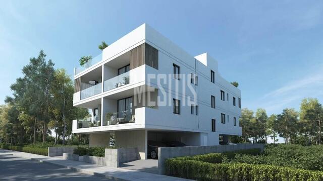 apartment-d55bbb98-e7cb-496c-b870-f77b8fb7504b_Wtr.jpg