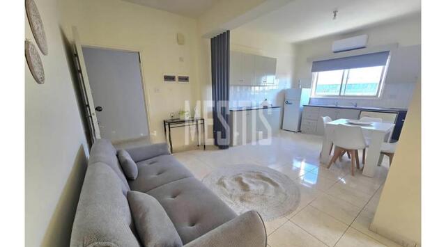 apartment-2bf7400f-9bfe-476e-8a1f-b020ae889754_Wtr.jpg