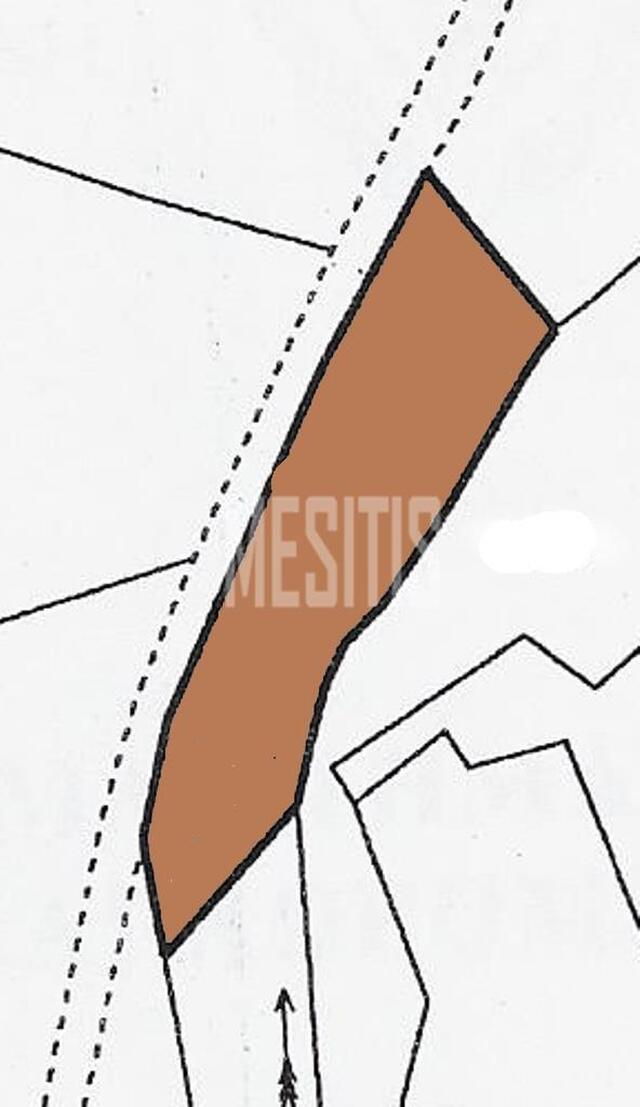 land-c2fbadde-a344-428d-9281-5d8abc73e388_Wtr.jpeg