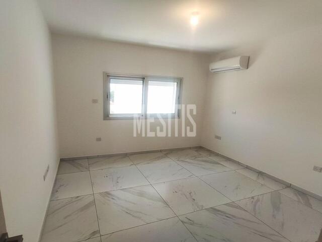 apartment-94815384-8dab-475c-8058-e87b92319a93_Wtr.jpeg