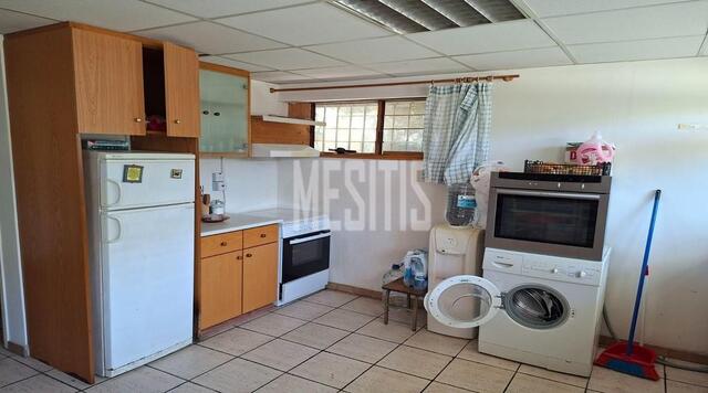 apartment-fb8cf870-7e17-4a22-804c-d20a70add9b5_Wtr.jpg