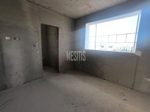 apartment-a374b7c0-3227-498c-9624-3a876bd87d31_Wtr.jpg