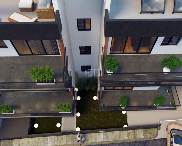 apartment-869c7483-8ae9-40cd-9652-9d8507d32a2e_Wtr.jpg