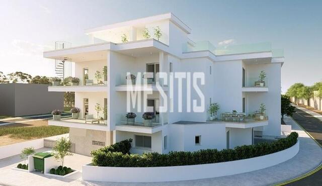 apartment-ef4b2752-5bcc-4133-aa52-acf51a78df44_Wtr.jpg