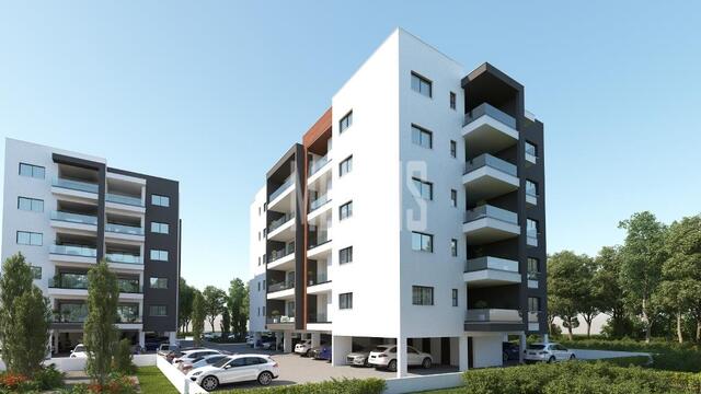 apartment-e621038f-4dab-4ab4-899b-4c5fa4304fae_Wtr.jpeg