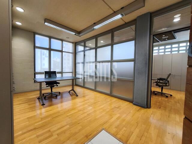 office-bc61fb99-5fbe-4500-b743-de3a7605d986_Wtr.jpg