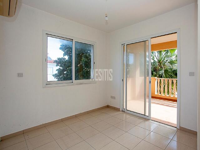 1 bedroom apartment with communal pool for sale in Agios Theodoros, Paphos – photo 8