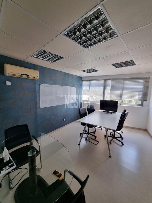 office-1fa5111b-6c19-42e2-ba88-14c94960b122_Wtr.jpeg