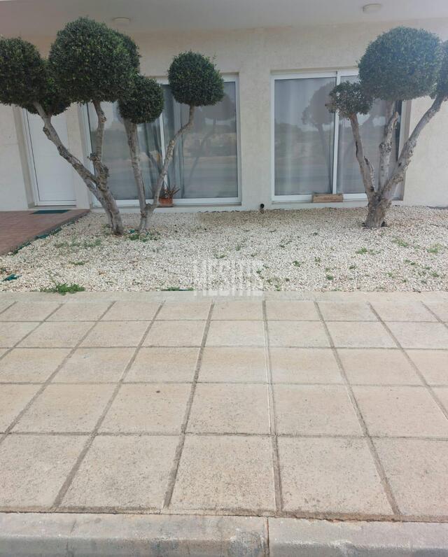 apartment-5246f143-8dbb-4e6b-b671-2c8b91e3935f_Wtr.jpeg
