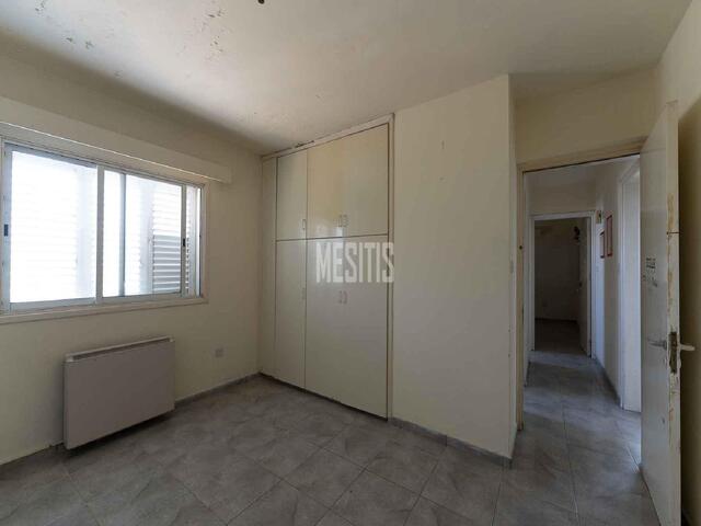 apartment-02418408-f76e-41d2-ae19-07cd382a184b_Wtr.jpg