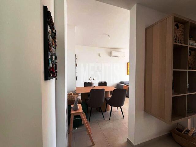 apartment-7587e498-fe8c-44ab-b252-d0a754c7f3e1_Wtr.jpg