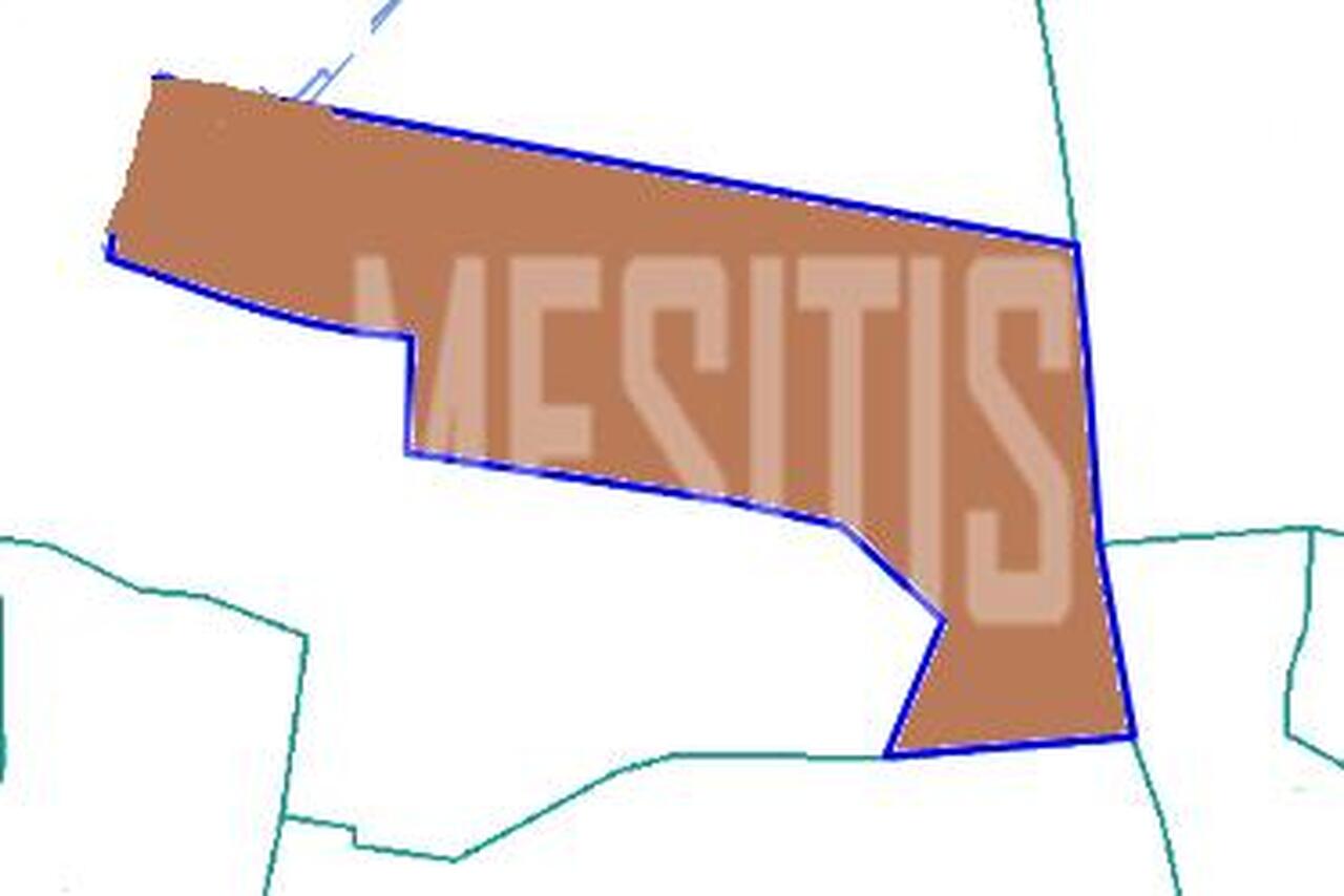 land-c45bae92-17f2-4eb0-96c2-ba32778cd942_Wtr.jpg
