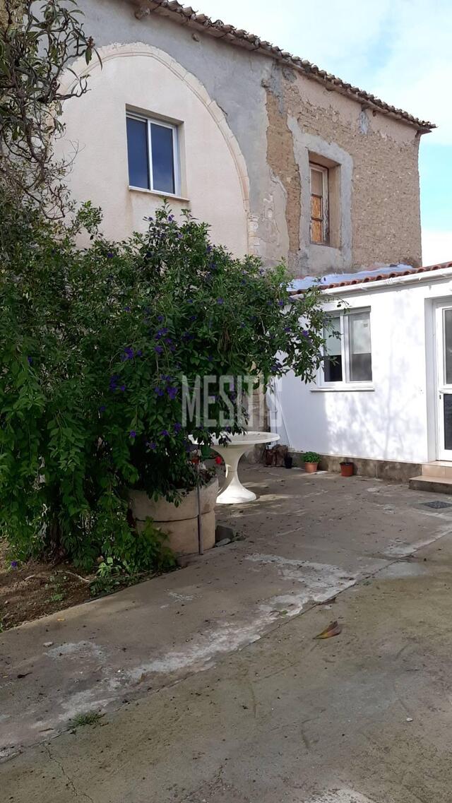 detachedHouse-b58fa22d-ef7c-45fe-9f97-38dd4f2f6878_Wtr.jpeg