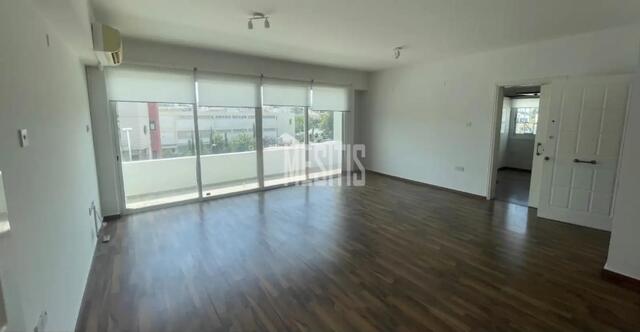 apartment-683d1db5-0967-490a-a865-55786f7edc13_Wtr.jpg
