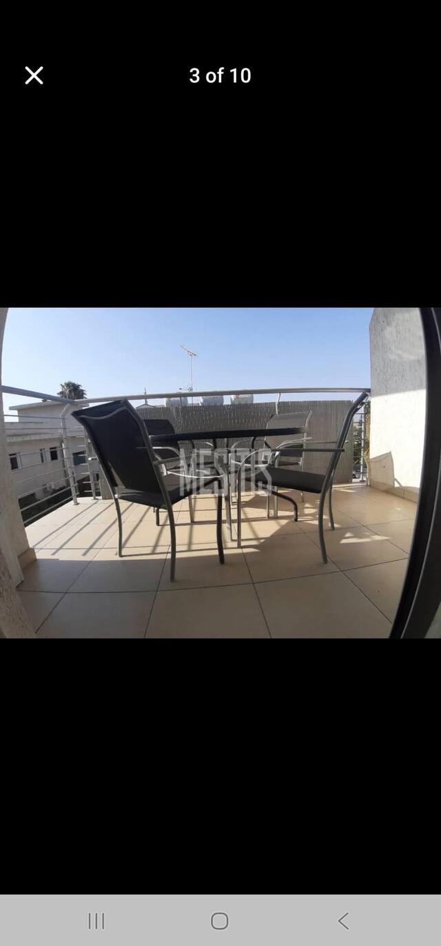 apartment-b8fd0a77-8369-4569-ac06-ddc2cb4c6f56_Wtr.jpg