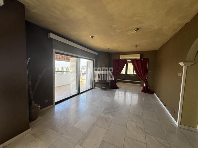 apartment-c7e02ba0-142d-46b9-9de1-8604facc972f_Wtr.jpg