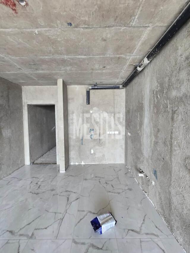 apartment-4cf904a7-91c7-4ee1-a8fa-df7e571ebaba_Wtr.jpg