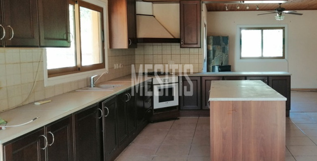 detachedHouse-8dacadba-b863-464d-859f-84306de77591_Wtr.png