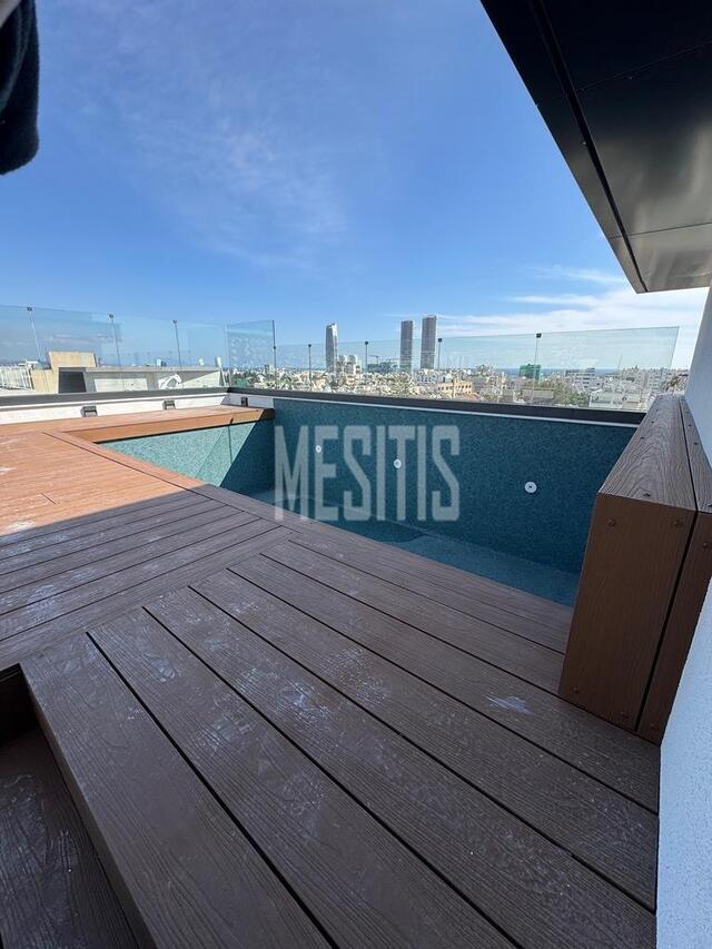 apartment-f6ca293c-3df2-450f-93a0-adf93574ba1e_Wtr.jpeg