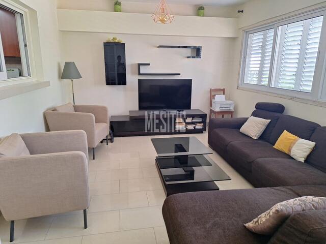 apartment-0411efb6-d9c6-4366-805f-9f201734400c_Wtr.jpg