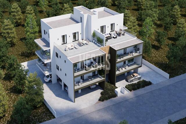 apartment-a81fd3d8-d4a9-48b2-9e54-31223ab0b260_Wtr.jpg
