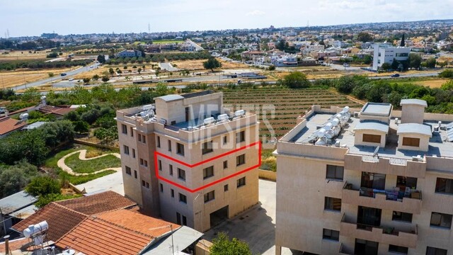 apartment-a76e5ecf-5374-43ae-8d07-4dcbea2c9bcf_Wtr.jpeg