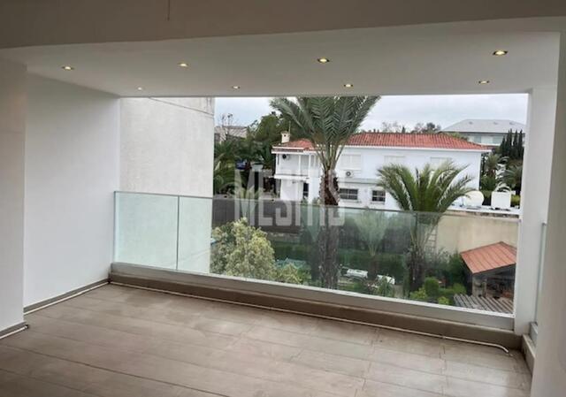 apartment-aab3fc58-93e0-40a4-9fa9-1e3962e953a6_Wtr.jpg