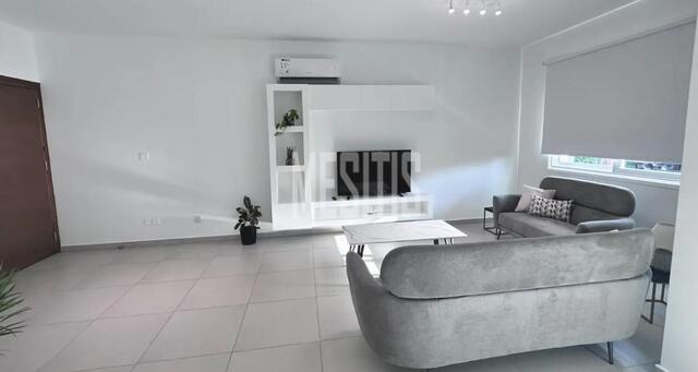 apartment-a8cff121-4a30-4e72-bd9a-6261c4e4d729_Wtr.jpg