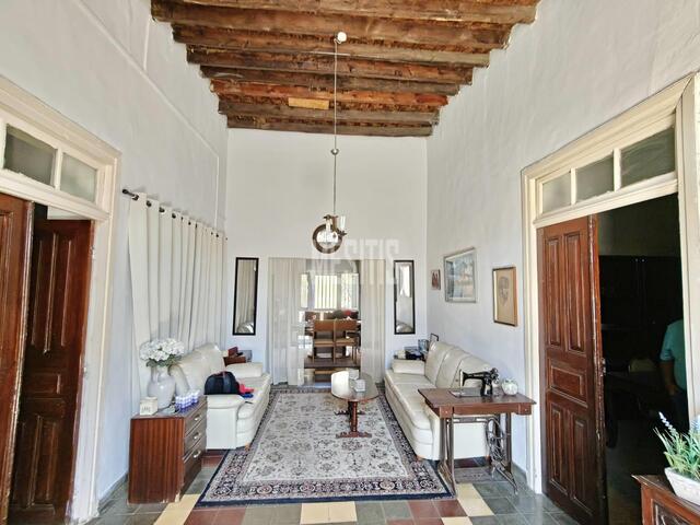 Well-maintained 3-Bedroom Listed House for Sale in Kaimakli Area, Nicosia – photo 3