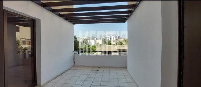 apartment-9cf83f2c-426f-4e9e-b694-c00ce0efedfd_Wtr.jpeg