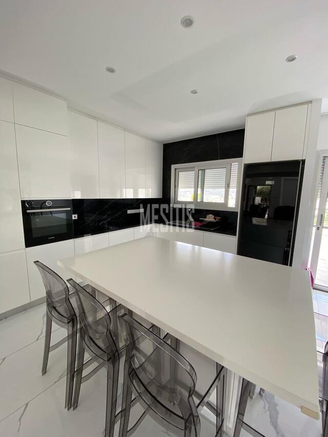 detachedHouse-af7fab25-1933-4bd8-ae4b-ae69c33e01e8_Wtr.jpeg