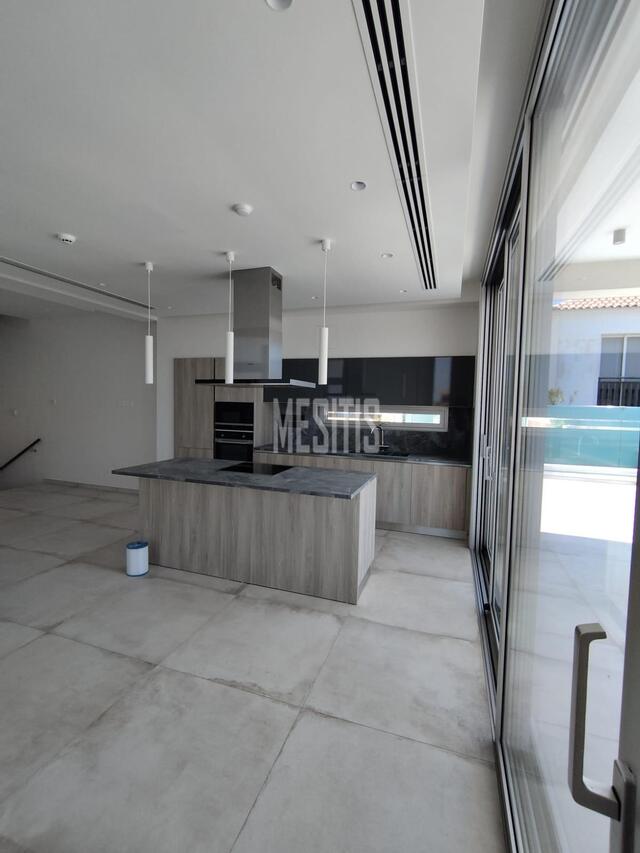 detachedHouse-5a36dc47-bd17-4639-8d3f-8080bba93d76_Wtr.jpeg