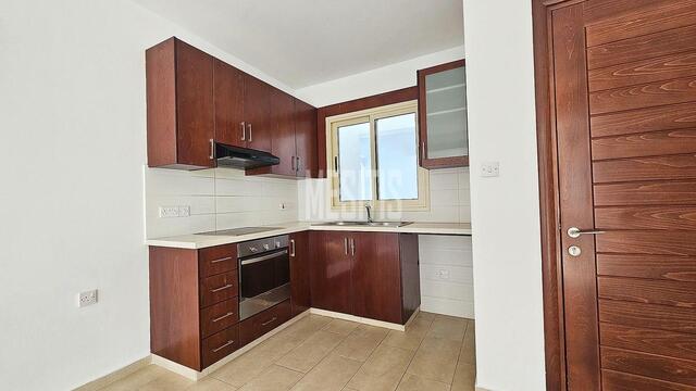 apartment-d05254a1-5545-4fc8-8b8b-254d7605a6a0_Wtr.jpg