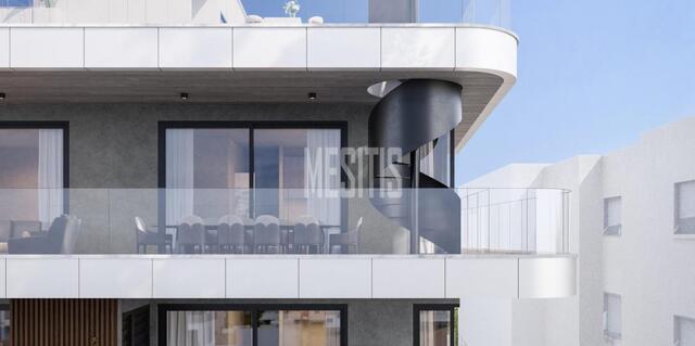 apartment-48fb6452-9a71-4da6-8725-385f510a321a_Wtr.jpg