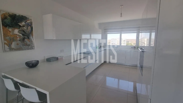 apartment-11a0ad33-3dc0-4fc4-a4c8-362ddab7f4a9_Wtr.png