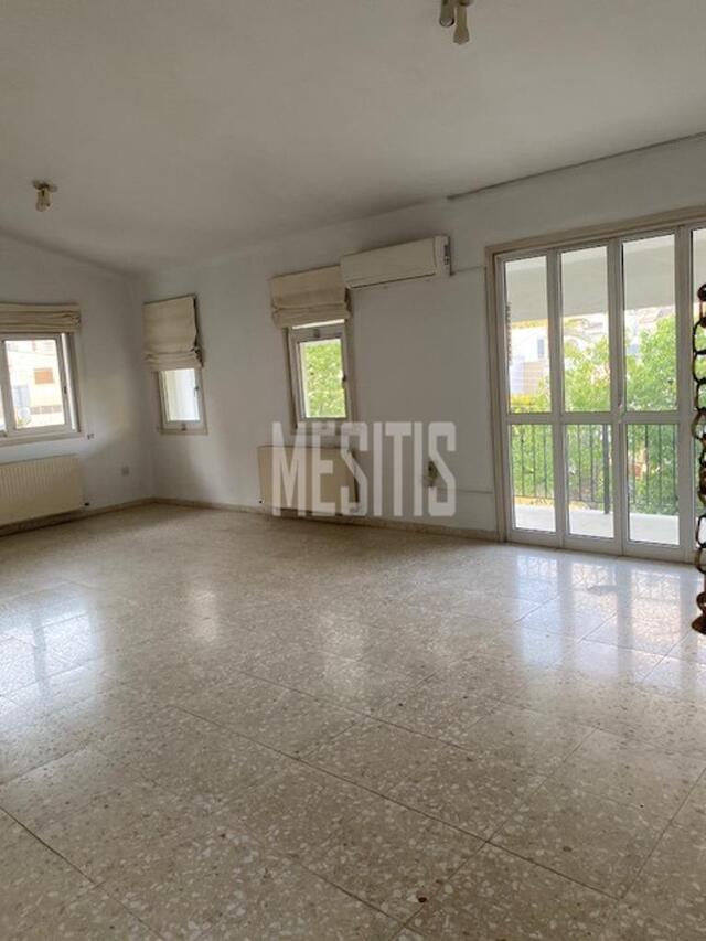 apartment-7bd16906-b50e-4ab9-9187-b5033983cb6d_Wtr.jpeg