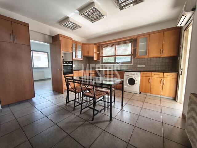 apartment-cf6ae1f1-dcc7-49d5-bdc0-34ca4bae5c17_Wtr.jpg