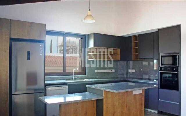 apartment-b2175afb-fa7c-4151-b550-ab1966935c5d_Wtr.jpg