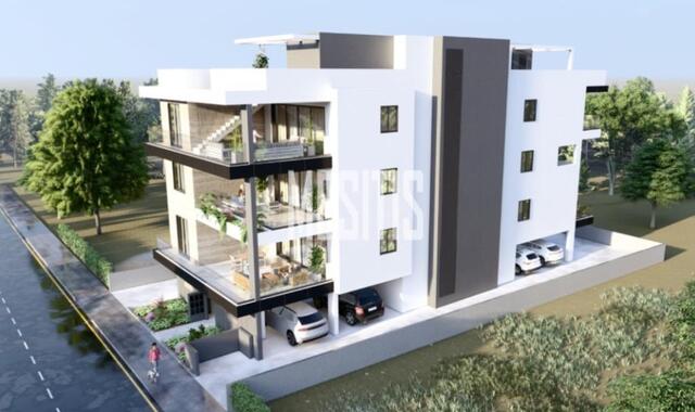 apartment-099b863b-9fb3-4706-9eb2-97443de4ee53_Wtr.jpg