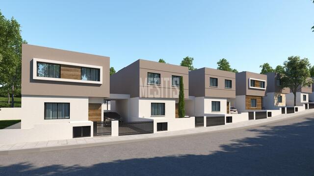 detachedHouse-e9cdd8b9-02b0-4f7c-9032-17aac7761665_Wtr.jpeg