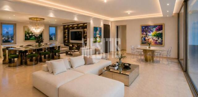 apartment-f30eb279-64a7-41e4-9253-ba683e5a5552_Wtr.jpg