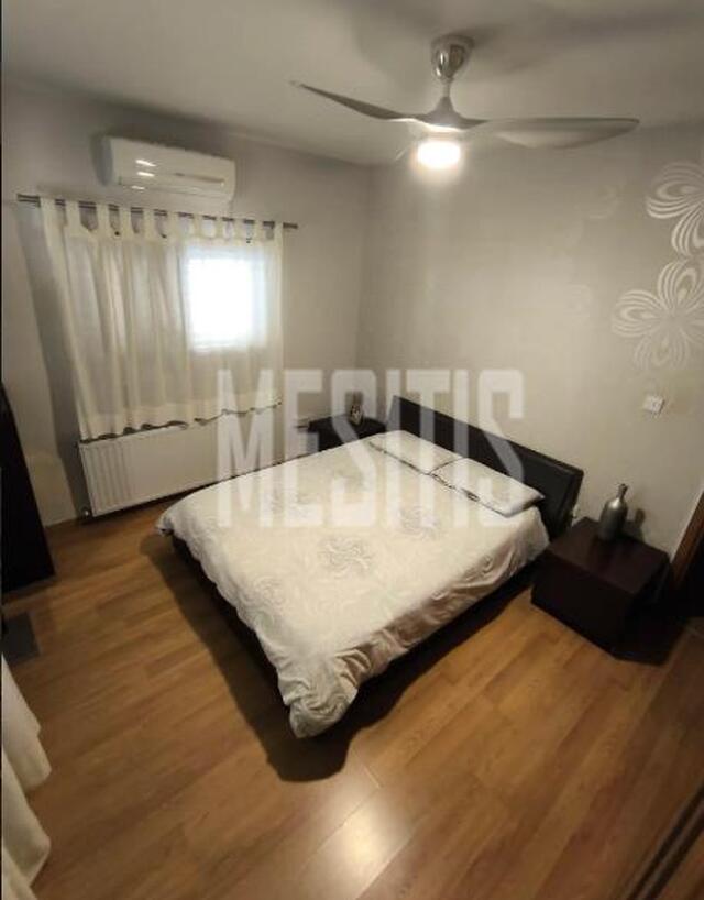 detachedHouse-f26fc3c6-dc39-406c-8a91-c8f162e4ee24_Wtr.jpg