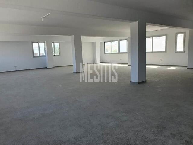 office-8adac86e-fd8d-4a96-abd1-2151574e0eb5_Wtr.jpeg