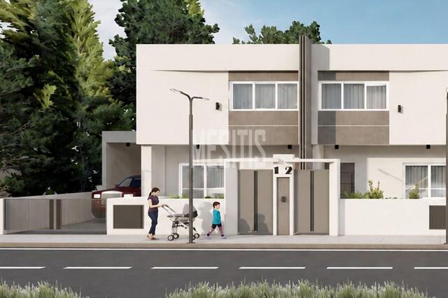 detachedHouse-2ab40c14-d2cc-45b9-817e-36c212c4b4b5_Wtr.jpg