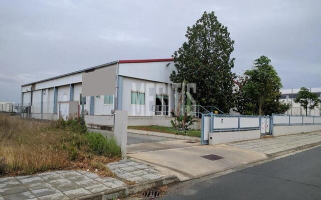 warehouse-831ad2a5-4c5f-49dd-b6a9-04dabddd5f11_Wtr.jpg