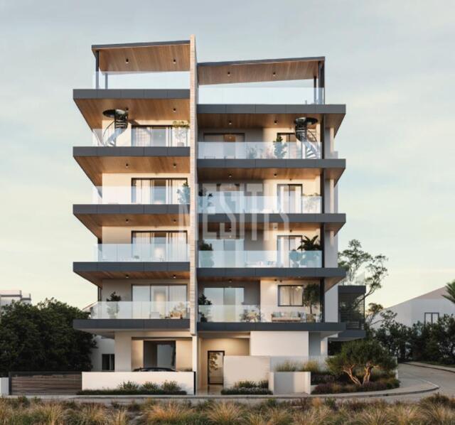 For Sale New Luxury 1 Bedroom Apartment in Lycavitos – Modern Development Under Construction – photo 1