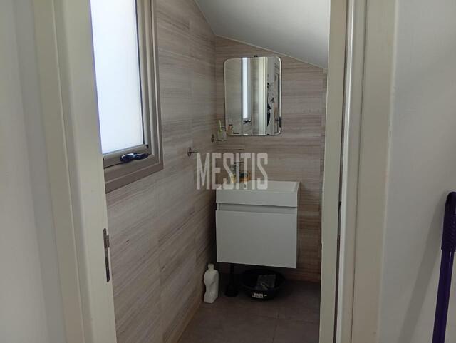 detachedHouse-35d7ca91-310b-4468-8b66-51abcfa63a07_Wtr.jpg