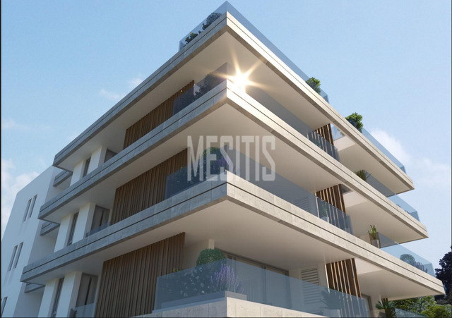 apartment-9ef1872d-9b0a-477a-8f47-58d5502a5d34_Wtr.png